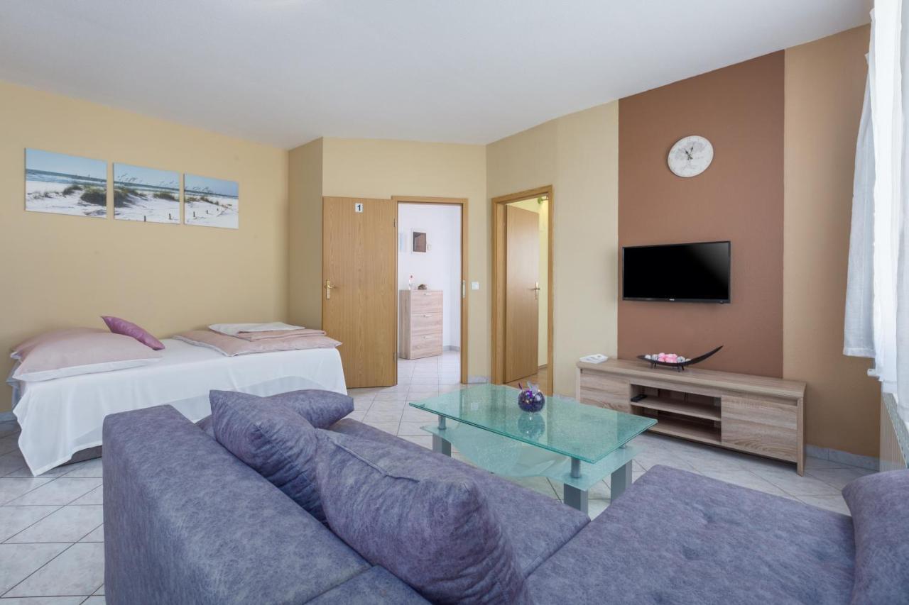 Ferienwohnung App Ruzica Finida Umag Exterior foto
