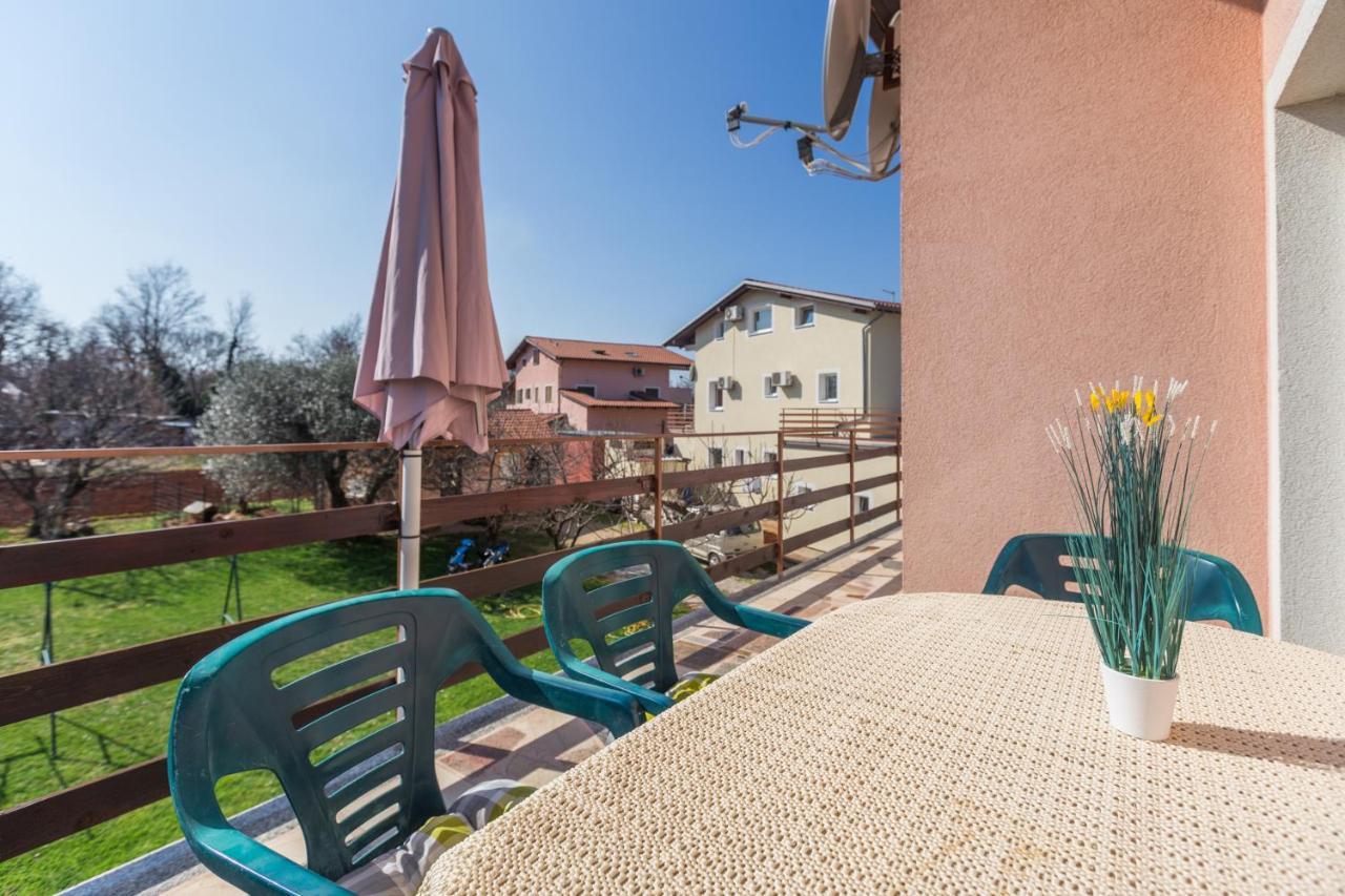 Ferienwohnung App Ruzica Finida Umag Exterior foto